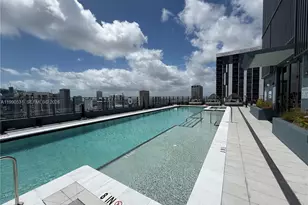 121 NE 5th St, Miami, FL 33132 - Photo 35