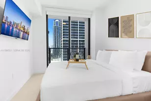 121 NE 5th St, Miami, FL 33132 - Photo 29
