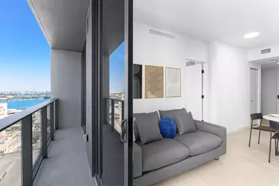 121 NE 5th St #2611, Miami, FL 33132 - Photo 25