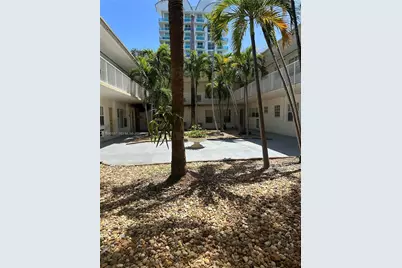 7920 East Dr #11, North Bay Village, FL 33141 - Photo 3