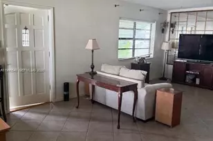 1570 NE 15th St, Homestead, FL 33033 - Photo 7