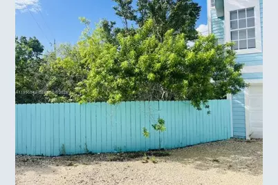 202 W Canal Dr #202, Key Largo, FL 33037 - Photo 17