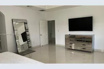 3570 W 92nd Pl #., Hialeah, FL 33018 - Photo 15