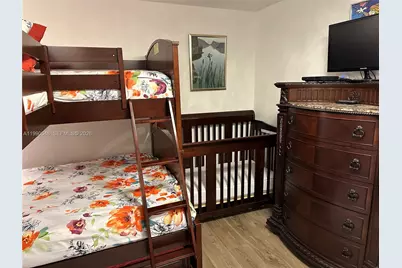 6039 Collins Ave #1431, Miami Beach, FL 33140 - Photo 7