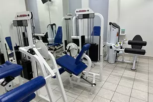 6039 Collins Ave, Miami Beach, FL 33140 - Photo 27