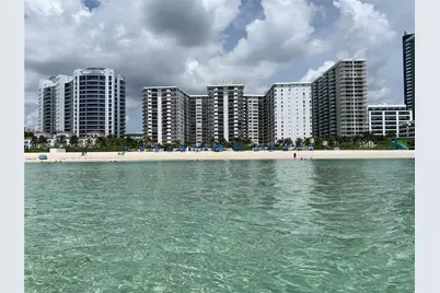 6039 Collins Ave #1431, Miami Beach, FL 33140 - Photo 1