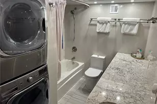 6039 Collins Ave, Miami Beach, FL 33140 - Photo 11