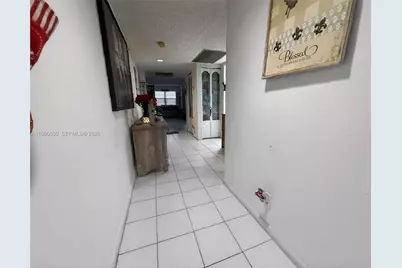 1000 SW 125th Ave #102N, Pembroke Pines, FL 33027 - Photo 5
