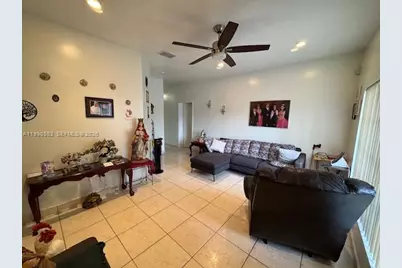 174 E 15th St, Hialeah, FL 33010 - Photo 13