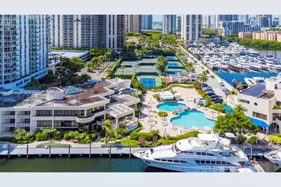 19707 Turnberry Way #9D, Aventura, FL 33180 - Photo 27