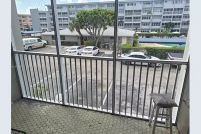330 SE 2nd St #202E, Hallandale Beach, FL 33009 - Photo 11