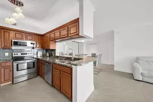 17150 N Bay Rd, Sunny Isles Beach, FL 33160 - Photo 9