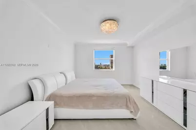 17150 N Bay Rd #2705, Sunny Isles Beach, FL 33160 - Photo 17