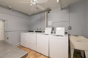 1680 NE 191st St, Miami, FL 33179 - Photo 29