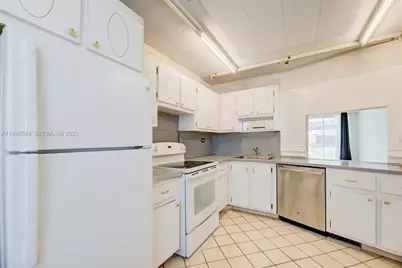 1680 NE 191st St #107-2, Miami, FL 33179 - Photo 17