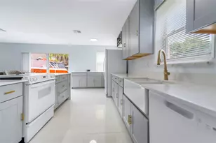 10020 SW 223rd Ln, Cutler Bay, FL 33190 - Photo 11