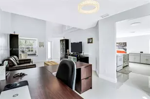 10020 SW 223rd Ln, Cutler Bay, FL 33190 - Photo 15