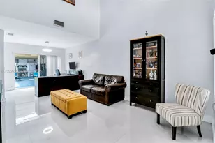 10020 SW 223rd Ln, Cutler Bay, FL 33190 - Photo 5