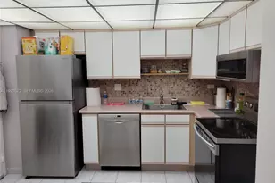 251 174th St, Sunny Isles Beach, FL 33160 - Photo 3