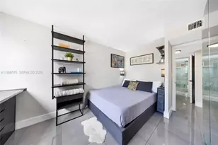 1665 Bay Rd, Miami Beach, FL 33139 - Photo 17