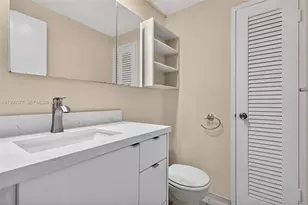 3111 N Ocean Dr, Hollywood, FL 33019 - Photo 19