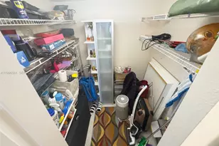 301 174, Sunny Isles Beach, FL 33160 - Photo 43