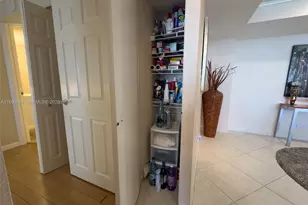 301 174, Sunny Isles Beach, FL 33160 - Photo 45