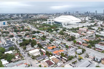 119/121 NW 17th Pl, Miami, FL 33125 - Photo 33