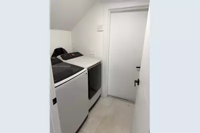 7874 NW 194th St, Hialeah, FL 33015 - Photo 49