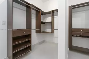 7333 NW 108th Ct, Doral, FL 33178 - Photo 35