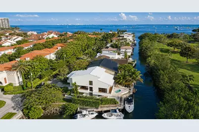 3520 Rockerman Rd, Miami, FL 33133 - Photo 1