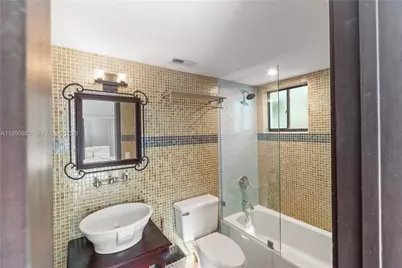 3520 Rockerman Rd, Miami, FL 33133 - Photo 39