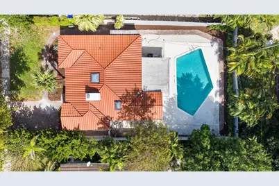 880 NE 72nd Ter, Miami, FL 33138 - Photo 39