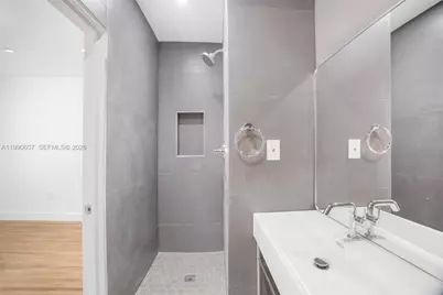 880 NE 72nd Ter, Miami, FL 33138 - Photo 21