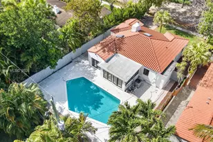 880 NE 72nd Terrace, Miami, FL 33138 - Photo 37