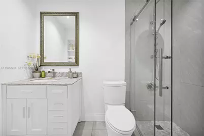 240 W 68th St #213, Hialeah, FL 33014 - Photo 15