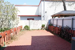 331 NW 82nd Ave, Miami, FL 33126 - Photo 33
