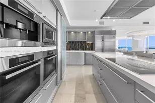 18201 Collins Ave, Sunny Isles Beach, FL 33160 - Photo 15