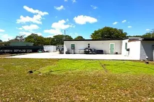 15825 E Bunche Park Dr, Miami Gardens, FL 33054 - Photo 17