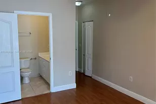 7549 NW 175th St, Hialeah, FL 33015 - Photo 23