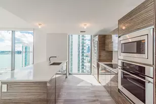 460 NE 28th St, Miami, FL 33137 - Photo 7