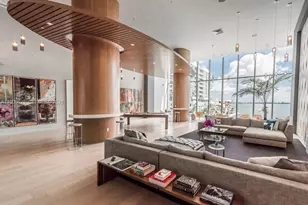 460 NE 28th St, Miami, FL 33137 - Photo 21