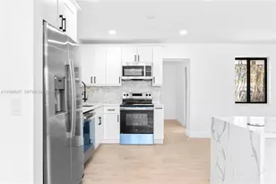 14171 SW 37th Ct, Davie, FL 33330 - Photo 13