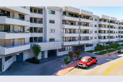 7300 Wayne Ave #211, Miami Beach, FL 33141 - Photo 1