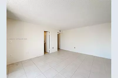 7300 Wayne Ave #211, Miami Beach, FL 33141 - Photo 21