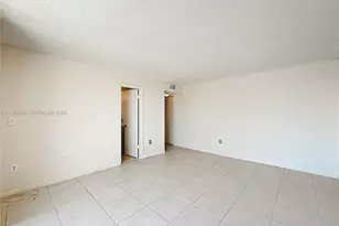 7300 Wayne Ave, Miami Beach, FL 33141 - Photo 21