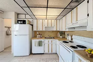 7300 Wayne Ave, Miami Beach, FL 33141 - Photo 11