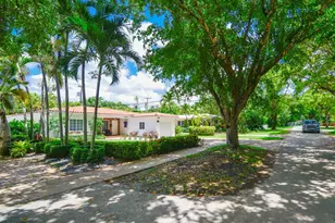 1714 Costado St, Coral Gables, FL 33134 - Photo 41