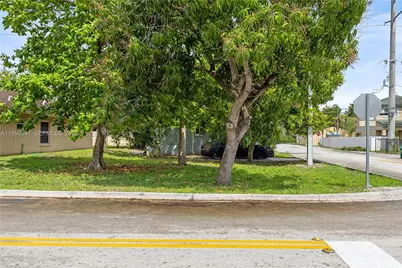 2901 NW 9th Ct, Fort Lauderdale, FL 33311 - Photo 23