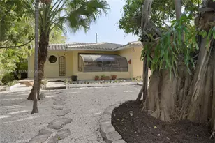 1845 Daytonia Rd, Miami Beach, FL 33141 - Photo 11